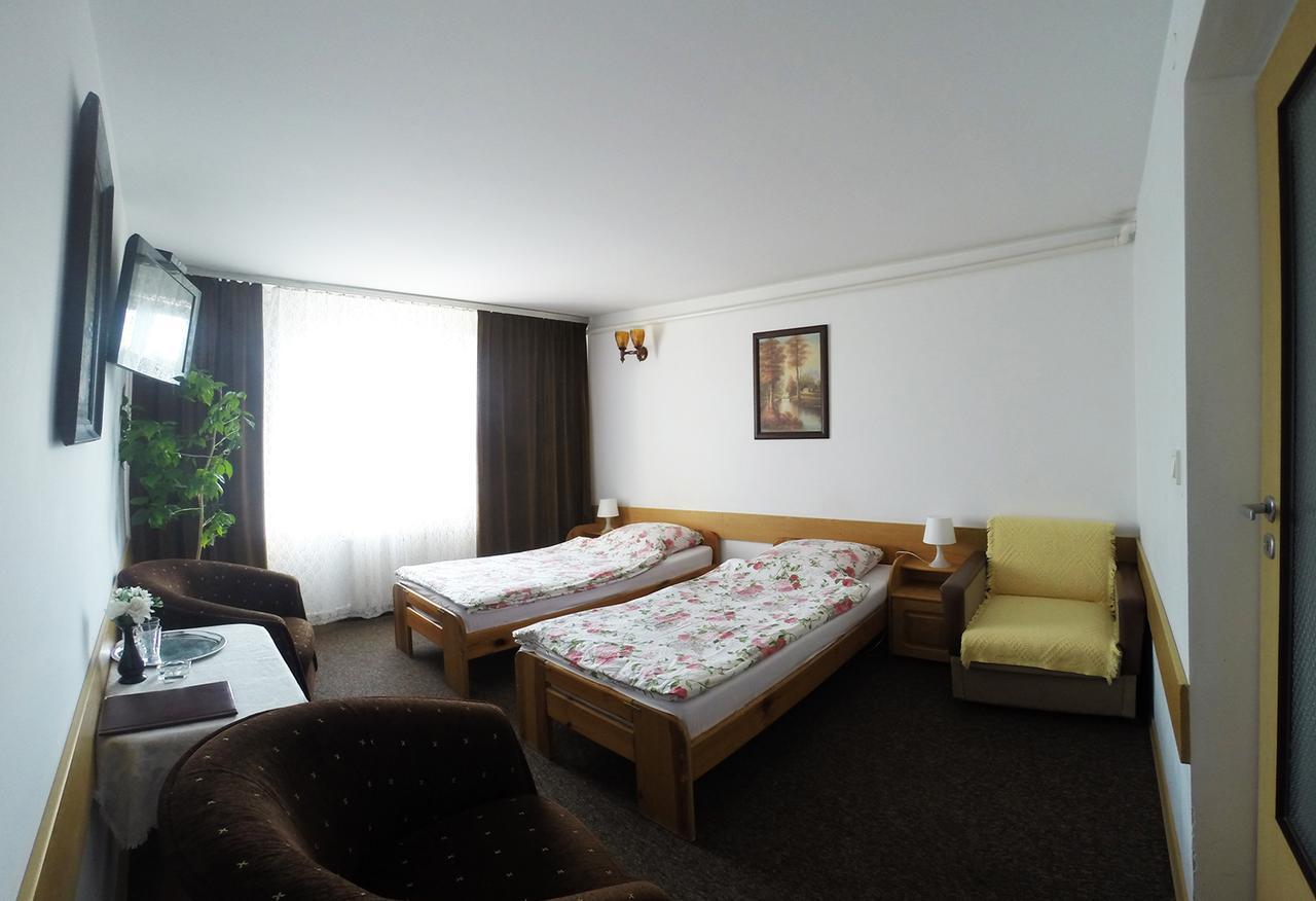 Hotel Kot Siestrzen 외부 사진
