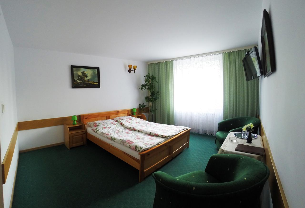 Hotel Kot Siestrzen 외부 사진